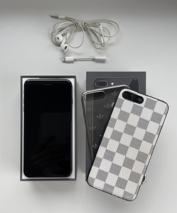 iPhone 8 plus (1 фото из 3)