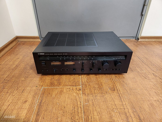 Yamaha CR-640 Natural Sound AM/FM Receiver