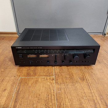 Yamaha CR-640 Natural Sound AM/FM Receiver