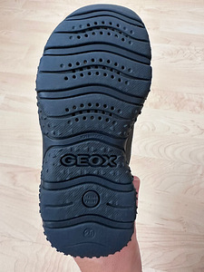 Осенние ботинки Geox (3 фото из 3)