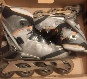 Роликовые коньки Rollerblade. (1 фото из 3)