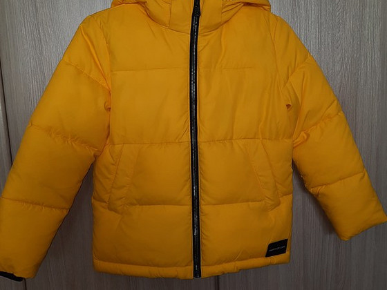 Новая зим. куртка CALVIN KLEIN JEANS, 128 (8)