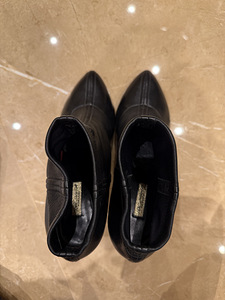 DOLCE & GABBANA размер 40 (6 фото из 6)