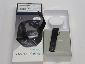 Умные часы Fitbit Versa 2 Wi-Fi NFC, black (4 фото из 5)