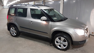 Skoda Yeti Elegance 2.0 TDI, 81kw (2 foto / 10)