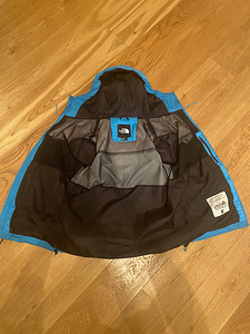 Куртка North Face (2 фото из 3)