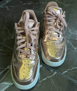 Кроссовки/обувь Nike Air Force (2 фото из 4)