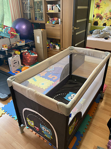 Продам детскую кроватку (3 фото из 5)