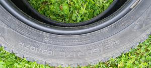 Naastrehvid 215/60 R17C (3 foto / 10)