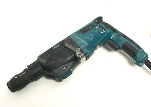 Ударная дрель Makita HR2611FT p03 (1 фото из 2)