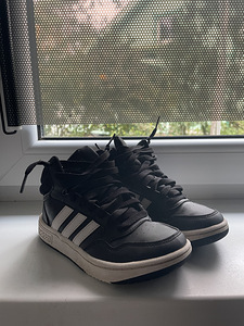Обувь 31 adidas (1 фото из 3)