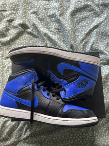 Nike Jordan 1 Mid (1 фото из 3)