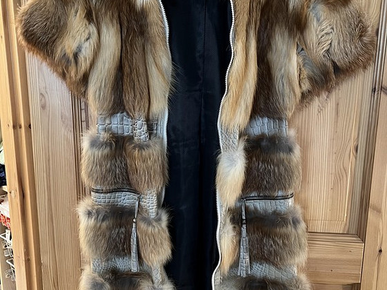 Меховая жилетка 120€ / Karusnahast vest