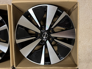 17" Nissan uued veljed 5x114,3 (kekava 73,1) (5 foto / 7)