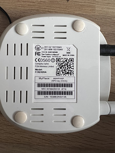 Wifi маршрутизатор (2 фото из 3)