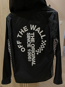 Vans куртка (3 фото из 5)