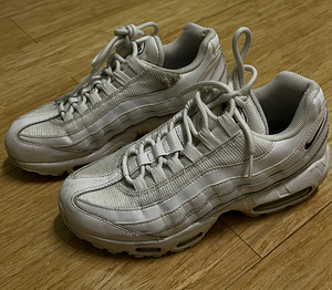 Nike Air Max 95 (3 foto / 4)