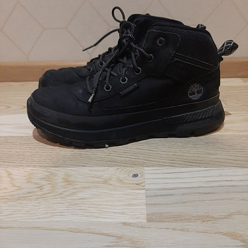 Timberland poolsaapad nr.36