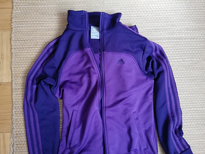 Спортивный костюм Adidas (4 фото из 4)
