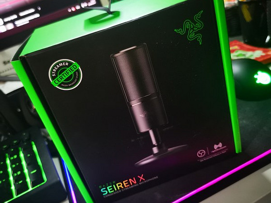 Микрофон Razer Serien X