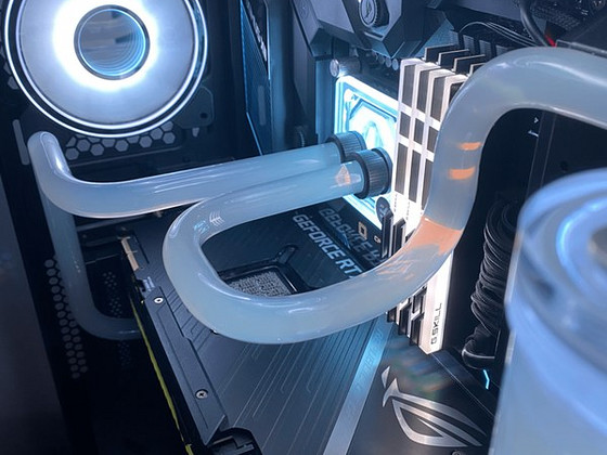 Игровой/рабочий ПК RTX3090, i9, 32 ГБ ОЗУ, EKWB охлаждение