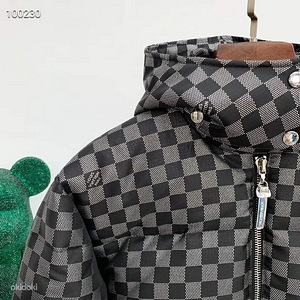 Lv (3 фото из 3)