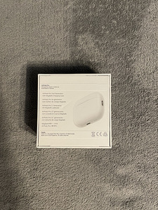 Airpods pro Gen 2 (4 фото из 4)