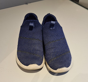Мокасины Skechers размер 33 (2 фото из 3)