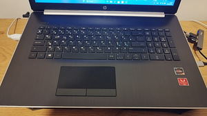 HP Laptop 17,3" HD+ Ryzen 5 3500U / 8GB DDR4 / 1Tb+256GB (2 foto / 3)