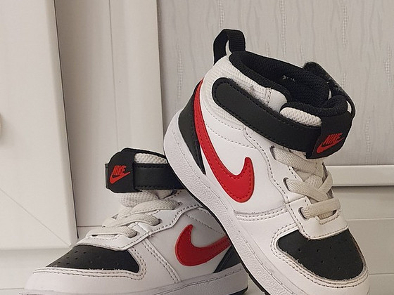 Кроссовки Nike размер 21