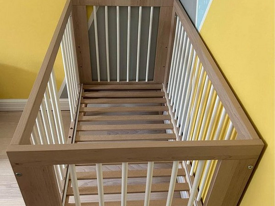 Детская кровать 60x120 + матрас/забрать в Каламая