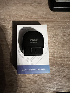 XTool AD20PRO OBD2 Bluetooth для диагностики автомобилей (1 фото из 1)