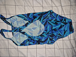 Speedo trikoo 164cm / 13-14a (3 foto / 4)