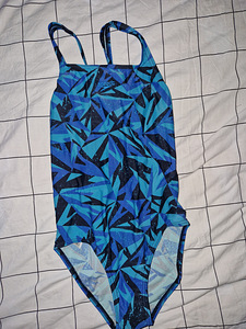 Speedo trikoo 164cm / 13-14a (4 foto / 4)