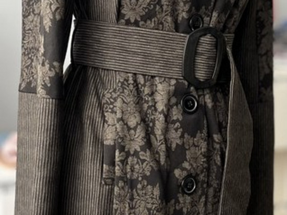 Простое летнее пальто на подкладке. № 40