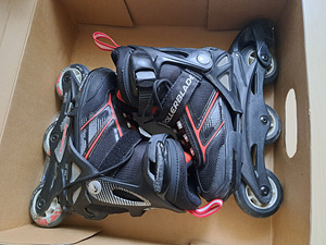 Rulluisud, suurus 28-32, Rollerblade (1 foto / 4)