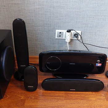 Samsung HT-XQ100