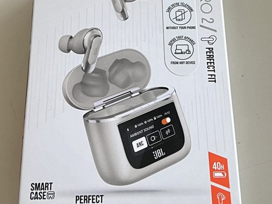 JBL Tour Pro 2 Beige