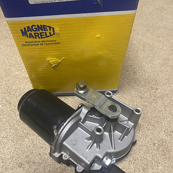 Klaasipuhasti Mootor SKODA Magneti Marelli 064052205010