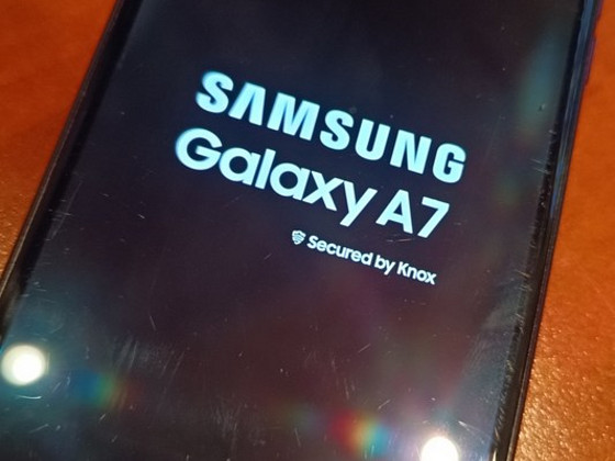 SAMSUNG GALAXY A7