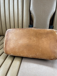 Louis Vuitton käekott, originaal (4 foto / 10)