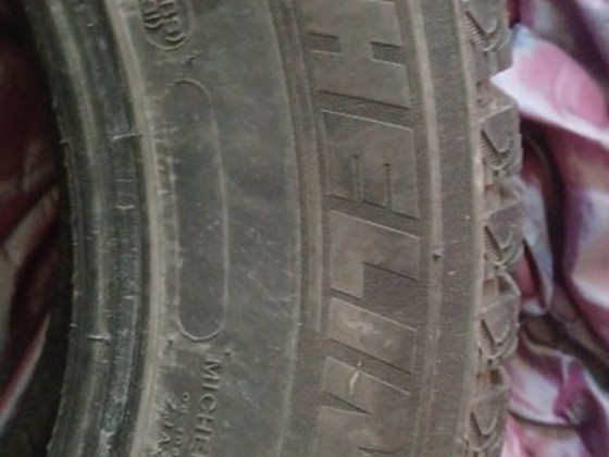 Продам шины Мишелин 225 65 R17 универсал m+s