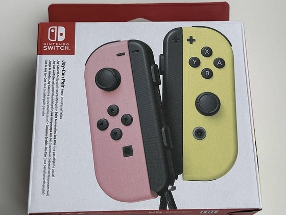 Nintendo Switch Joy-Con Pair
