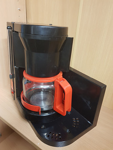 Кофеварка для дальнобоя: MOBITHERM Cofftt Make. (7 фото из 10)