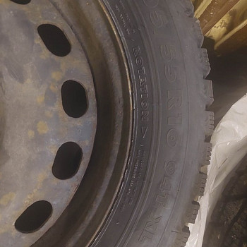 Rehvid - Nokian Nordman 5 - 205/55 R16