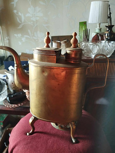 Kaks antiik kohvikeetjat vanast trahterist,3 ja 2 l. (4 foto / 6)