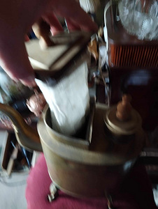 Kaks antiik kohvikeetjat vanast trahterist,3 ja 2 l. (6 foto / 6)
