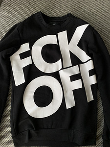 Черная толстовка «FCK OFF» (1 фото из 1)
