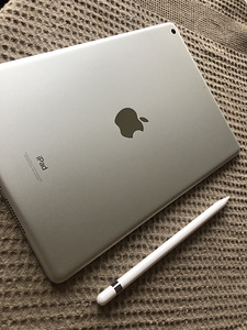 iPad 9 + Apple pencil (1st gen) (1 фото из 6)