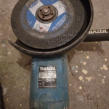 Makita suur relakas